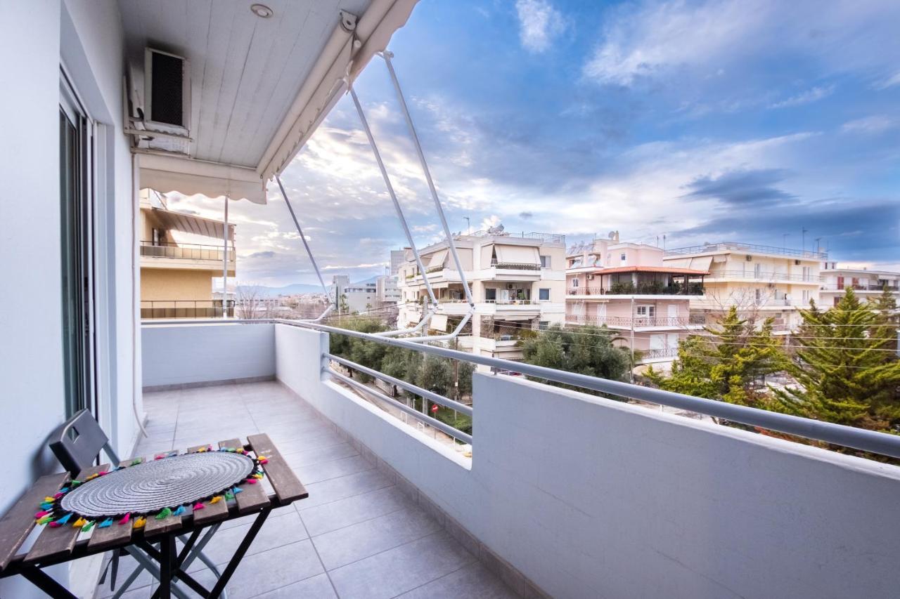Apartment With Parking Near Medical Center Athen Eksteriør billede