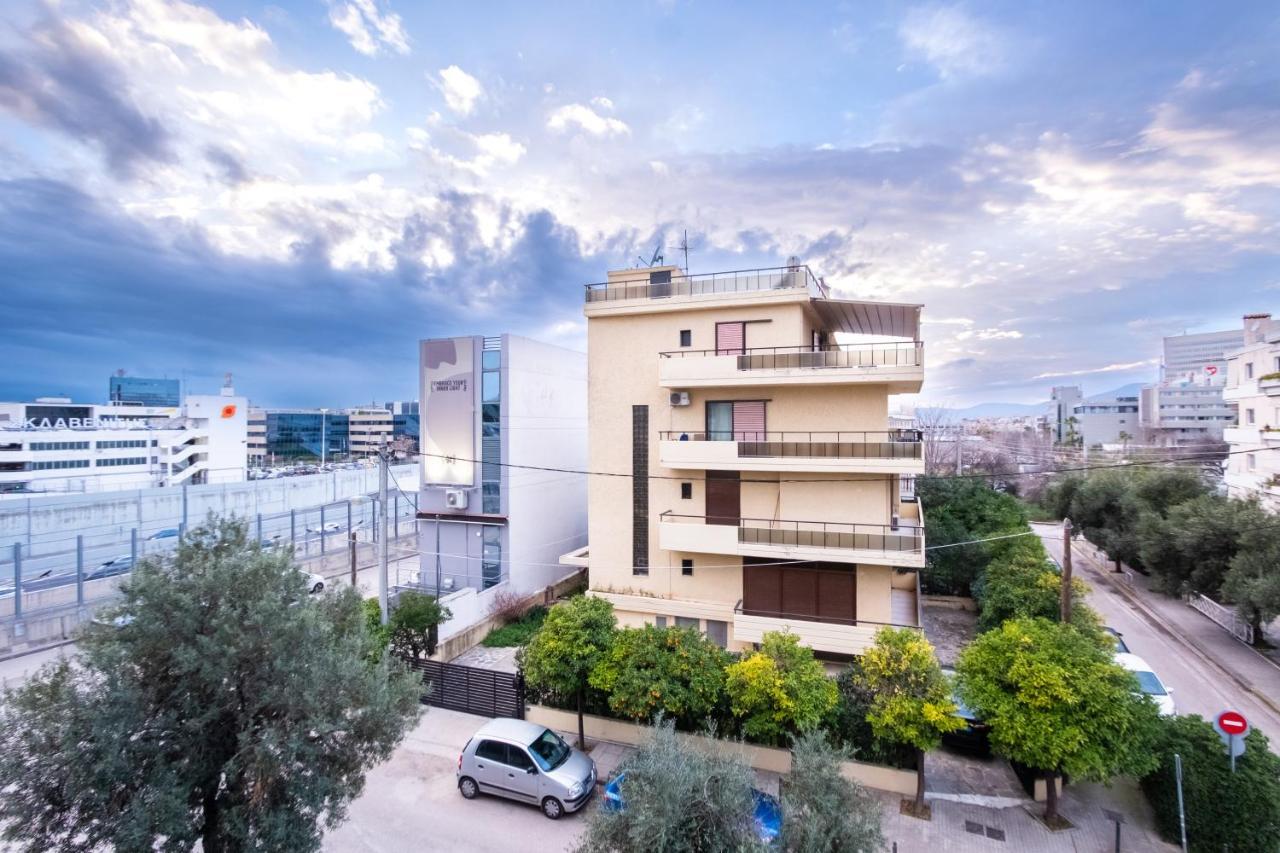 Apartment With Parking Near Medical Center Athen Eksteriør billede